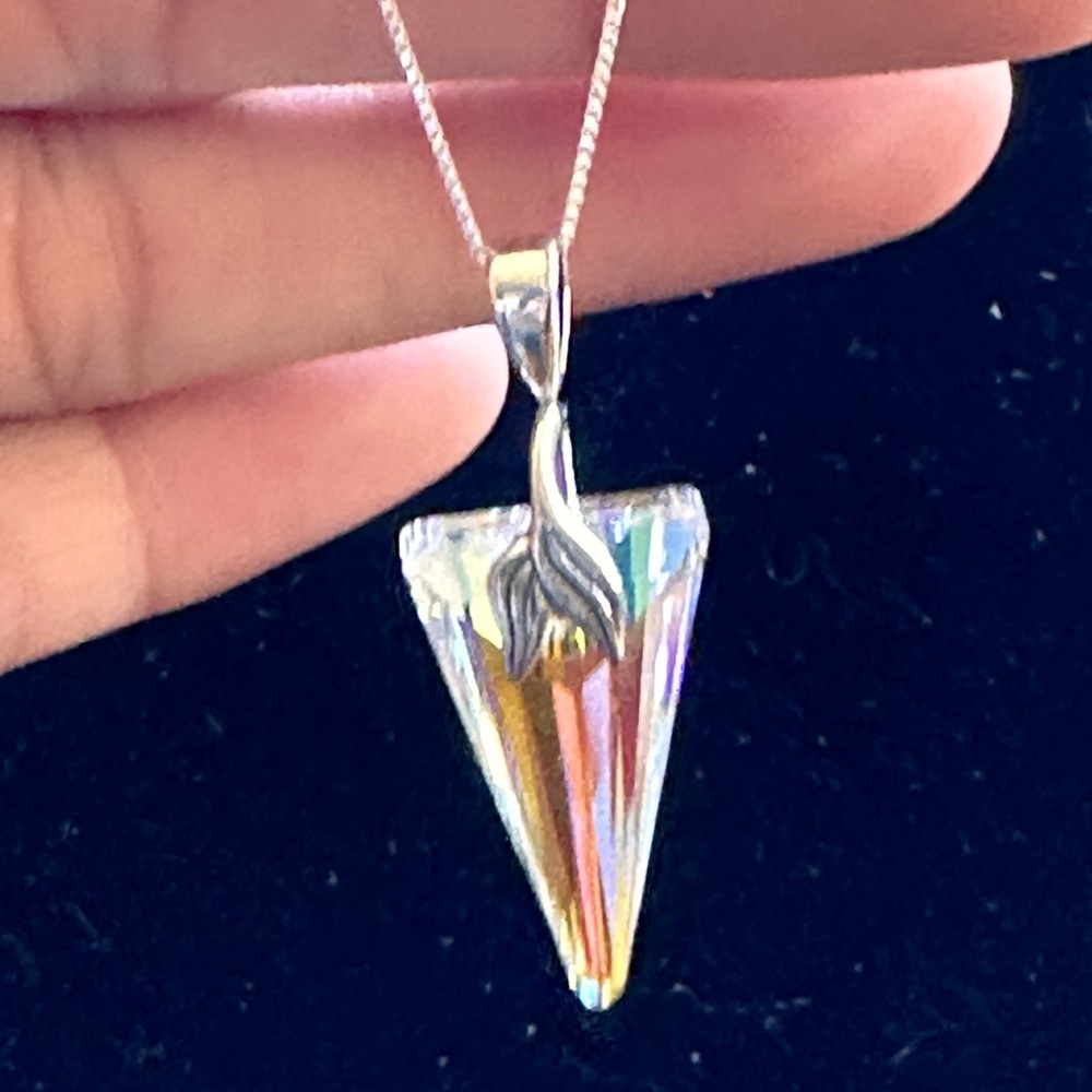 403. Spike Aurora Borealis pendant w/ .925 Sterling Silver Chain - Picture 4 of 6